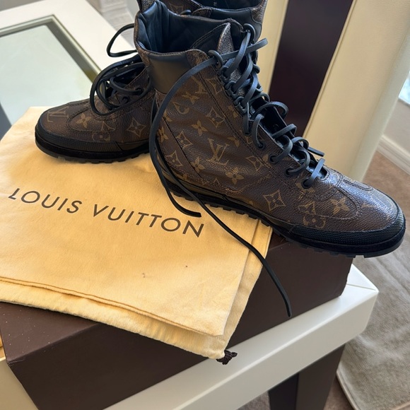 Louis Vuitton mon calfskin eldorado desert boots - Picture 1 of 9